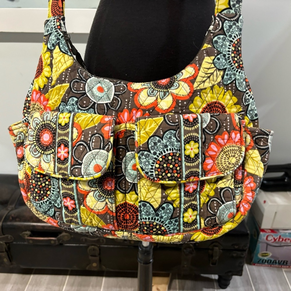 ❤️Vera Bradley Flower Shower Shoulder Bag